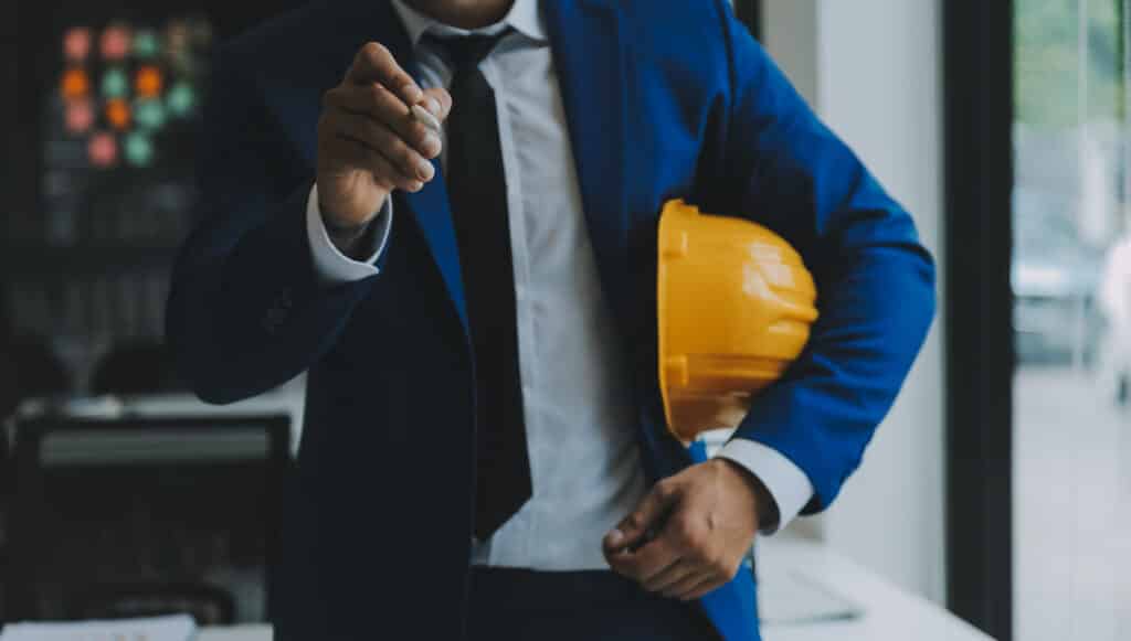 Explore the Role of Construction Managers